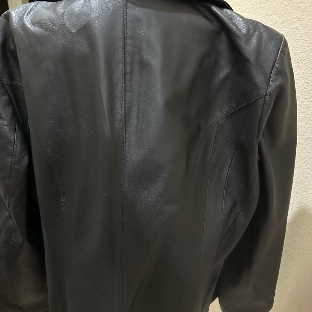 Leather Jacket with front Ziipper - Picture 3 of 3